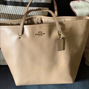 Coach Tote